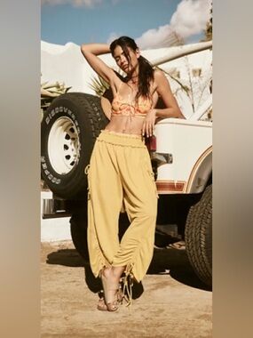 Free People I’m So Fly Pants *Black*